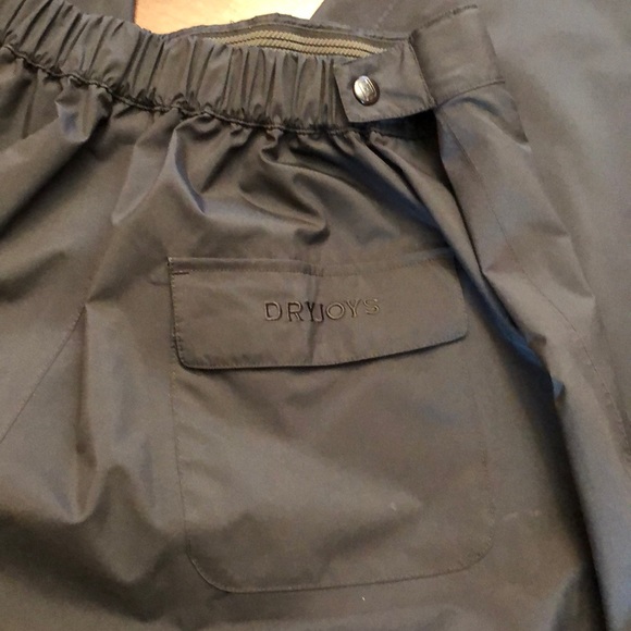 DryJoys by FootJoy golf rain pants. - Picture 5 of 6